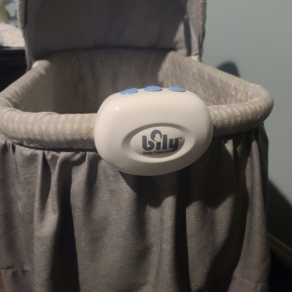 bassinet - Picture 3 of 4